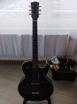 Gibson ES-135 (1991-2002)