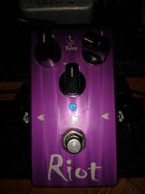 Suhr Riot