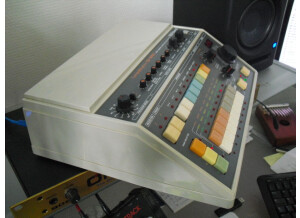 Roland CR-8000 (76140)