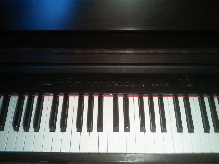 Pictures and images Yamaha Clavinova CLP 155 Audiofanzine