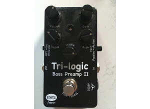 EWS Tri-Logic Bass Preamp 2 (6669)