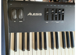 Alesis QS8.1