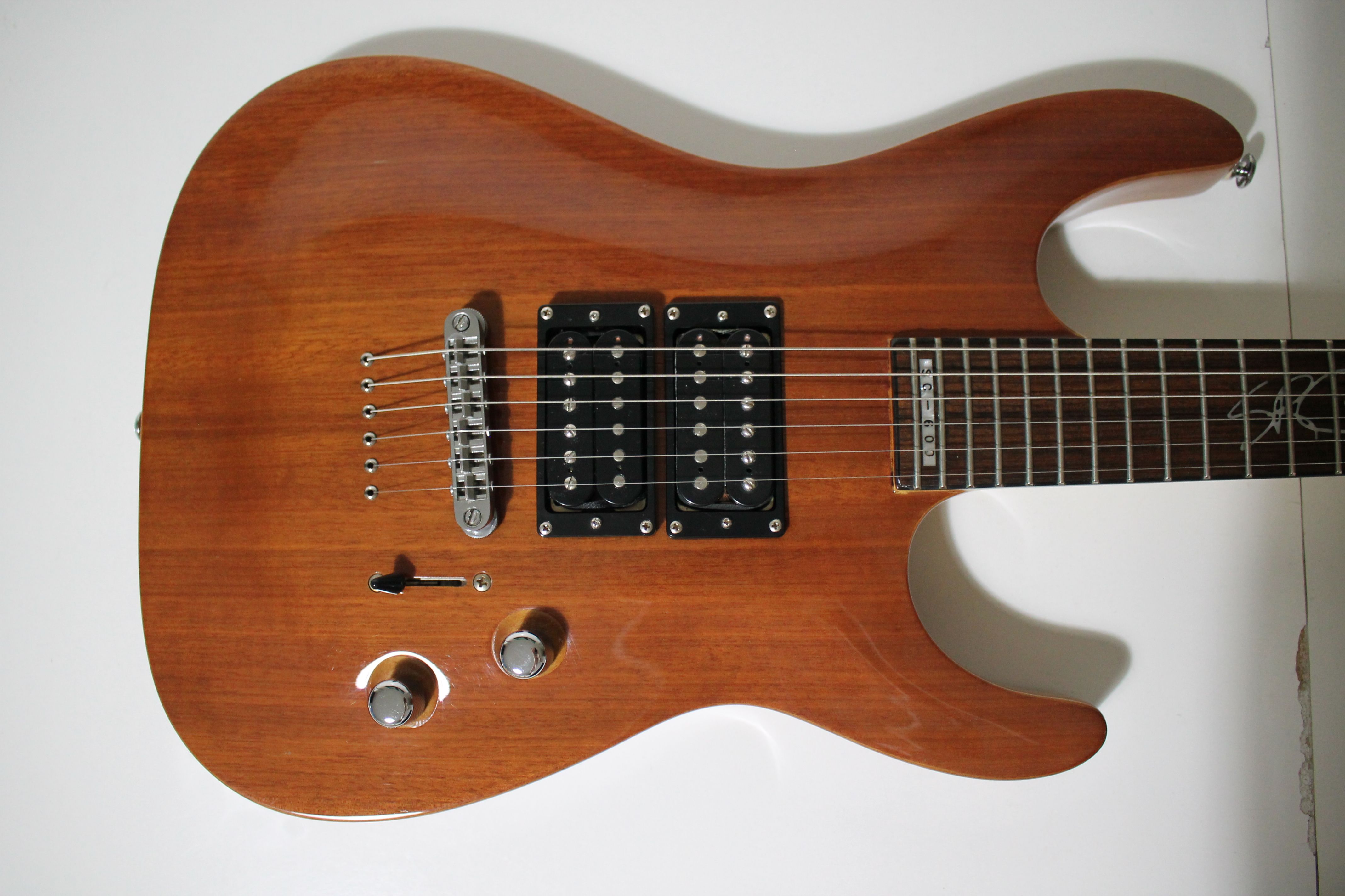 Photos et images LTD SC 600 Stephen Carpenter Audiofanzine