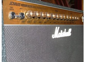 Marshall JCM 600 60W