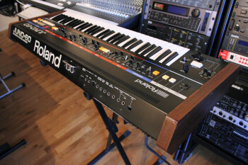 Roland JUNO-60 : Juno-60_2tof 11.JPG Roland JUNO-60 : Juno-60_2tof 11.JPG