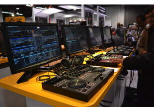 NAMM 2012 35