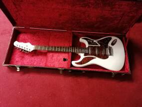 Burns Guitars Cobra