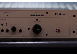 TL Audio IVORY 5050 VALVE pream compressor