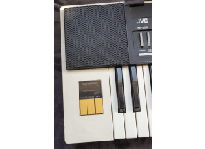 JVC KB-500 (59990)