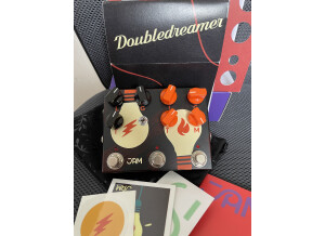 0B2EDDFD-E5DF-4CDB-AB2A-DAD3565B6445