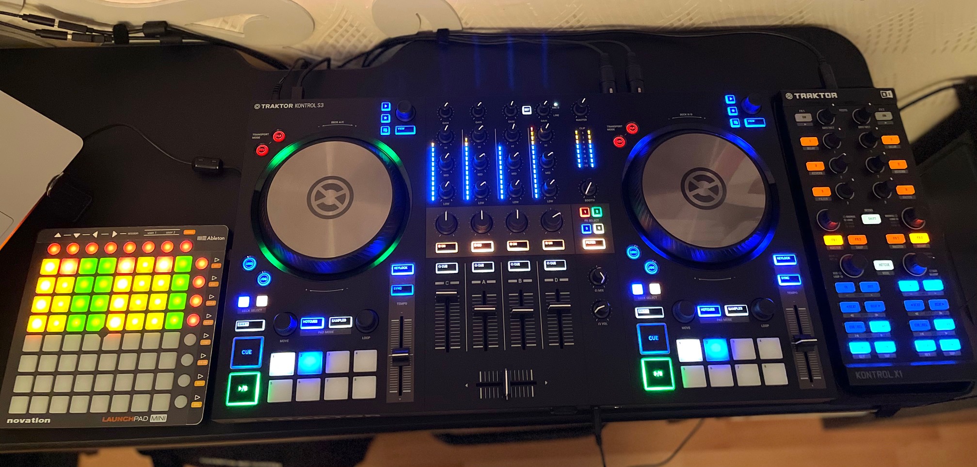 Native Instruments Traktor Kontrol S3