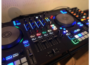Native Instruments Traktor Kontrol S3 (71200)
