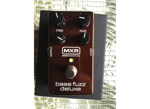 MXR M84 Bass Fuzz Deluxe (32023)