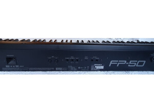 Roland FP-50 (8229)