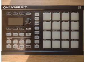 Native Instruments Maschine Mikro MKII (78774)
