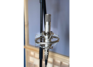 Neumann KM 56