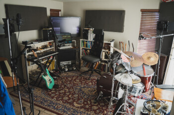 Studio & Home Studio : ASS00004 Studio & Home Studio : ASS00004