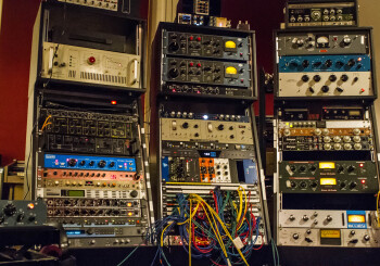 Studio & Home Studio : MastoidStudio-72 Studio & Home Studio : MastoidStudio-72