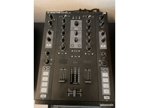 Native Instruments Traktor Kontrol Z2 (65536)