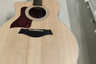 Taylor 214ce