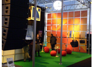 ...2 nouveautés vues chez L Acoustic.