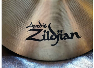 Zildjian Avedis Crash 16"