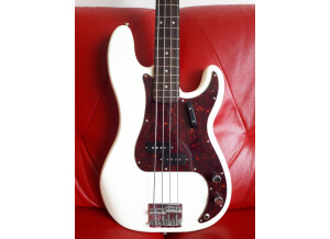 Squier Classic Vibe Precision Bass '60s (76641)