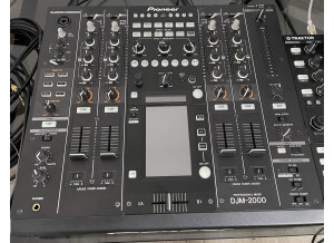 Pioneer DJM-2000 (7740)
