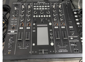 Pioneer DJM-2000 (72207)