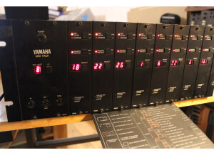 Yamaha TX816