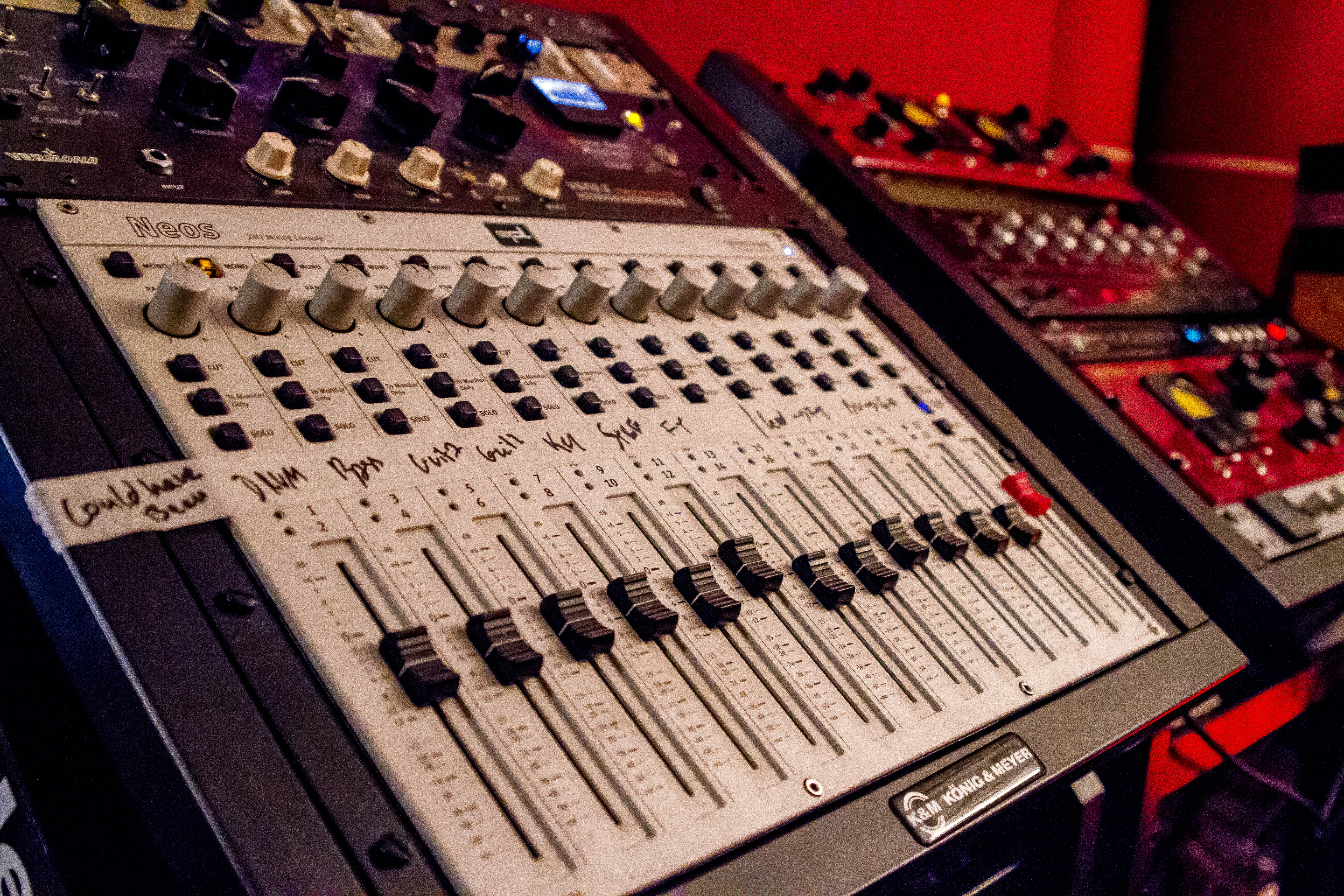 Studio &amp; Home Studio : FerberStudios-6