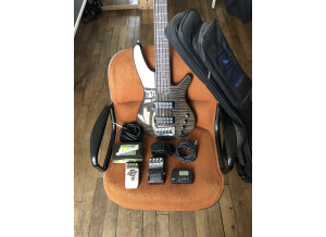 AC92B162-5F8A-49AC-89F7-DF38D96FB0E3