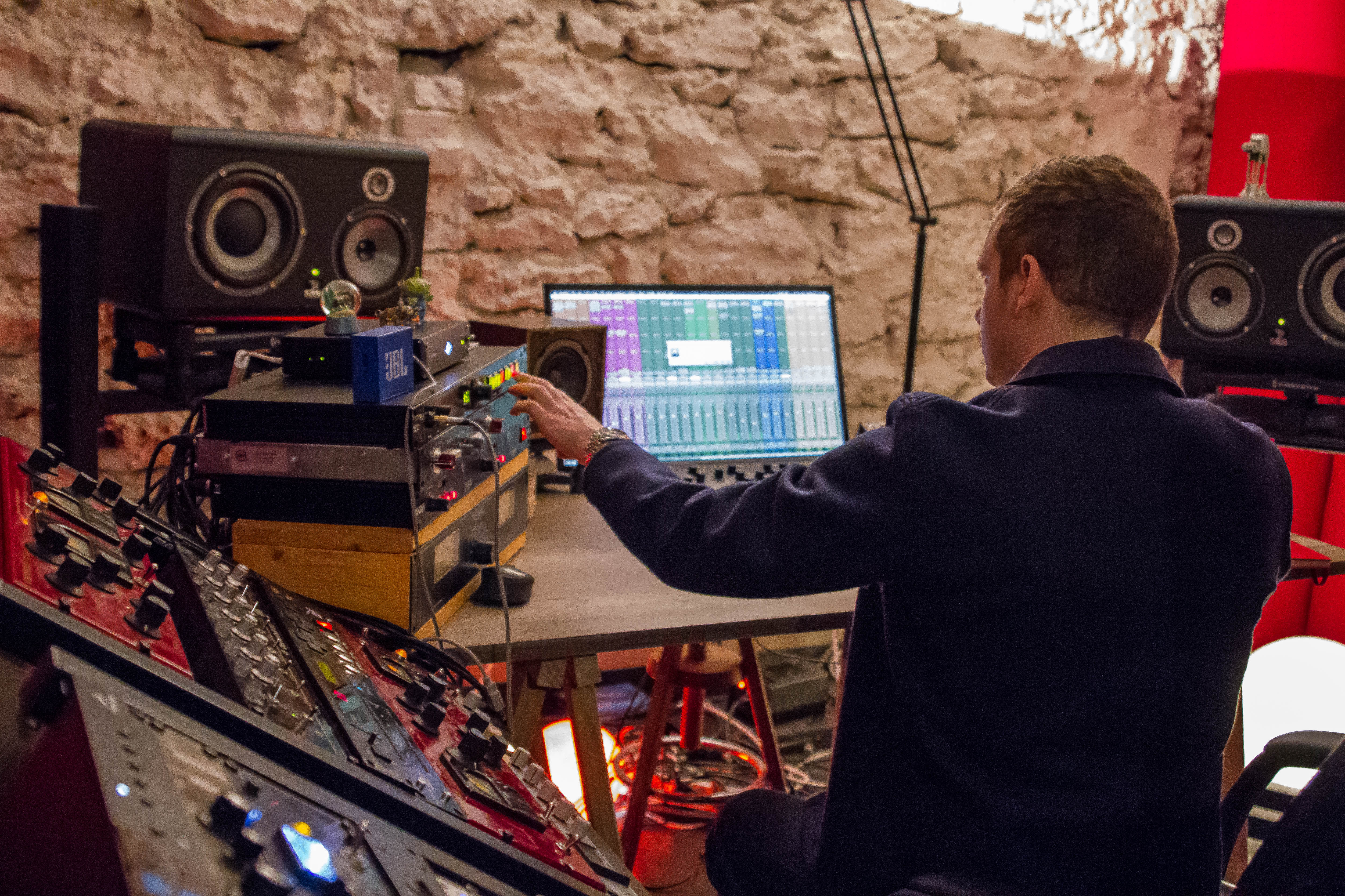 Studio &amp; Home Studio : FerberStudios-58