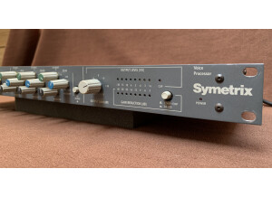 Symetrix 528 (14975)