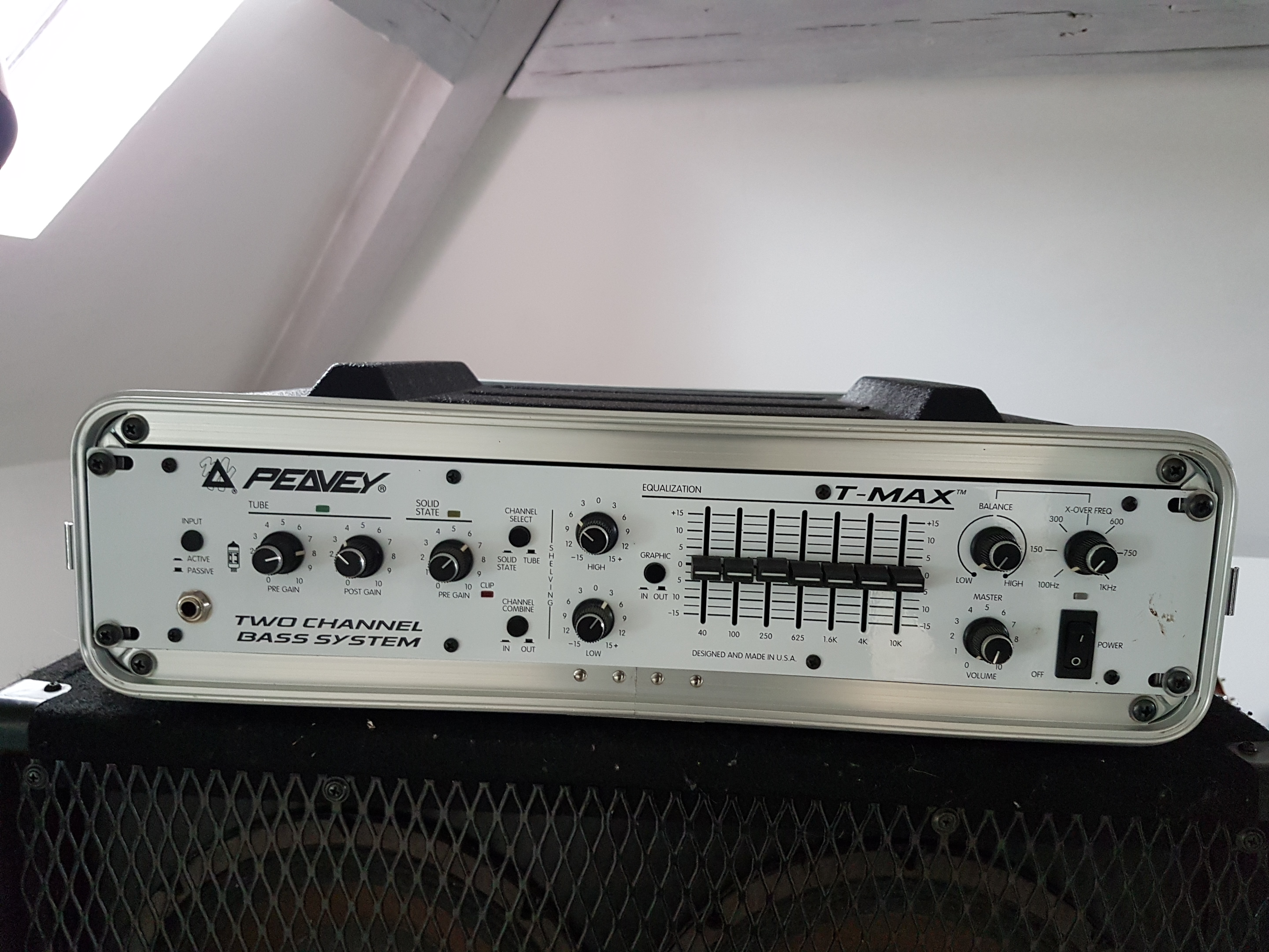 peavey t max bass amp