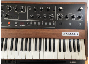 Sequential Circuits Prophet-5 Rev2 (69275)