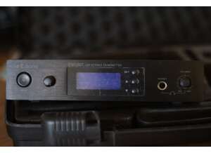 The T.bone IEM 100 (15043)