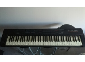 Roland A-33 (31353)