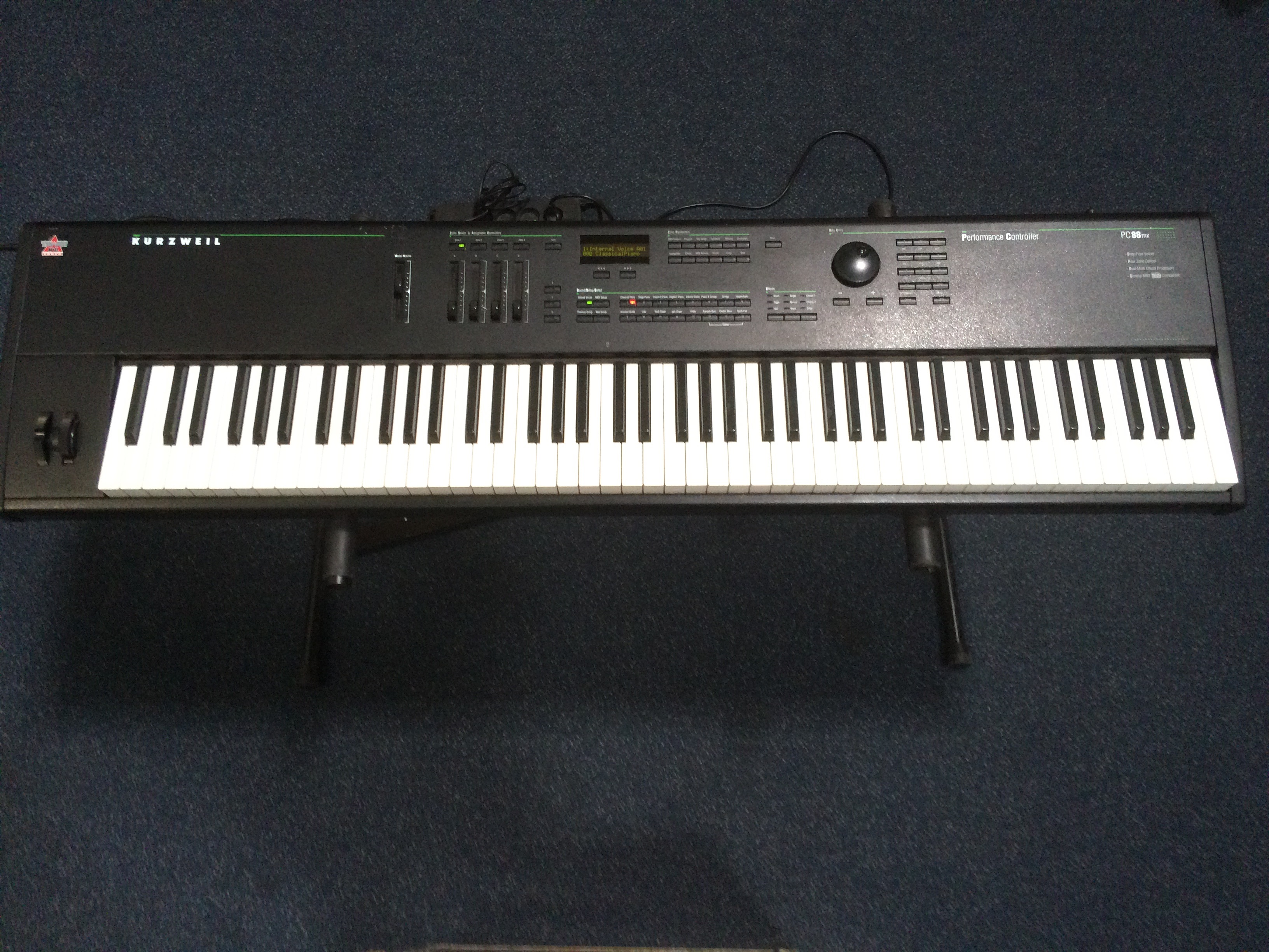 Vends Kurzweil PC88 MX