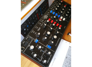 Behringer Model D (42932)