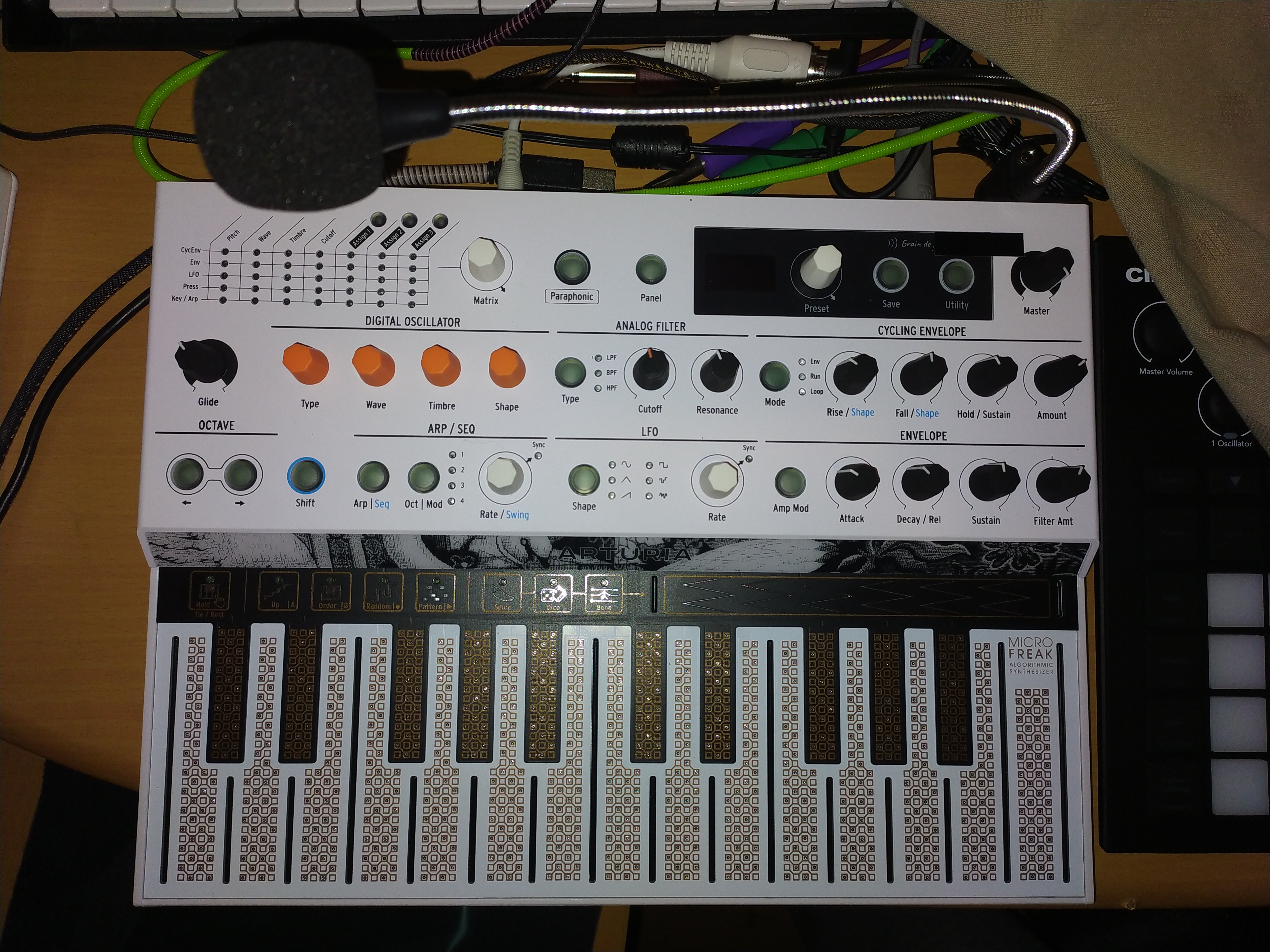 Arturia Microfreak Vocoder