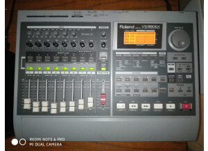 Roland VS-880 EX
