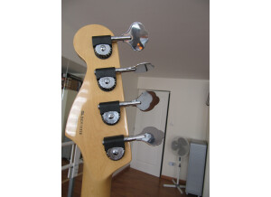 Fender [American Deluxe Series] Precision Bass Ash - Tobacco Sunburst Maple