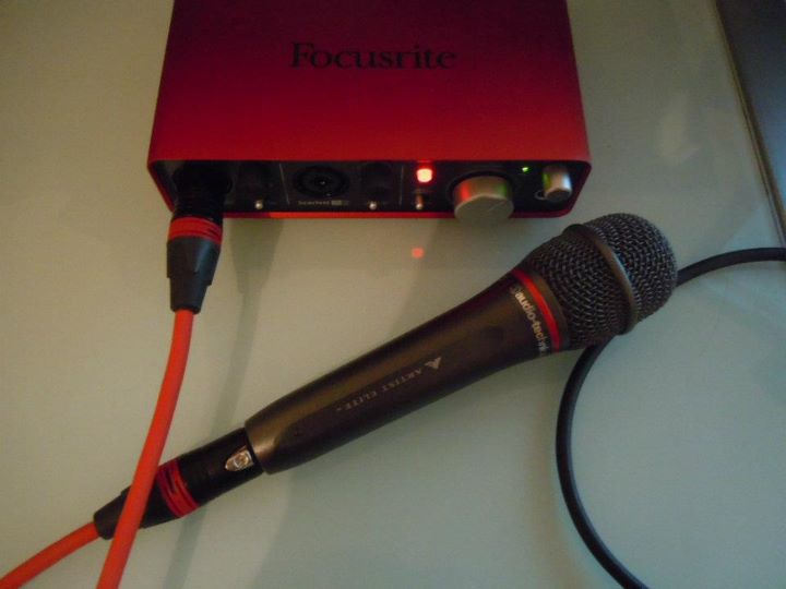 Focusrite Scarlett 2i2