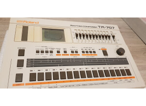 Roland TR-707 (53674)