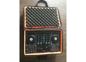 Native Instruments Traktor Kontrol S4 (30899)