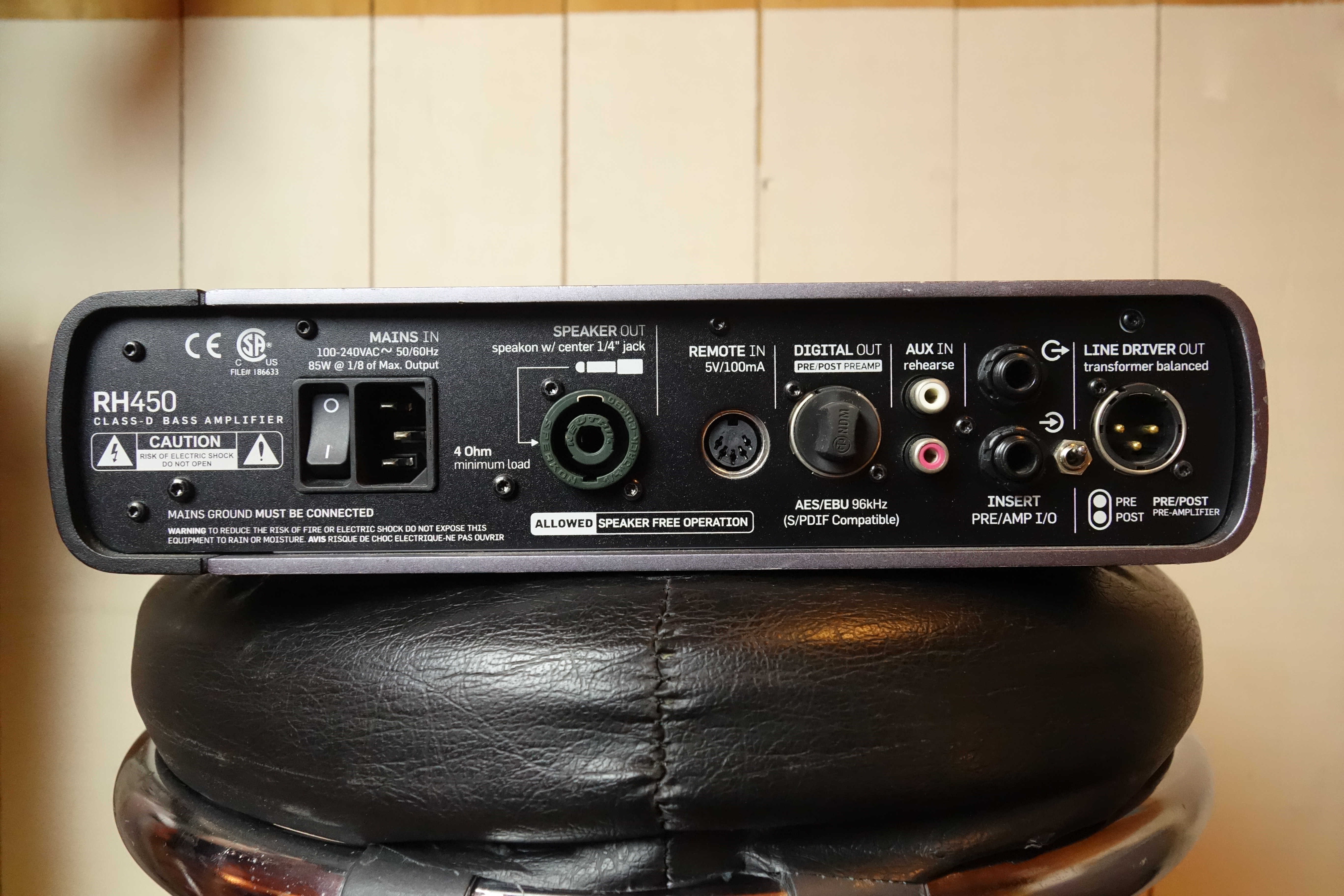 bass amplifier TC ELECTRONIC RH450 bis.JPG