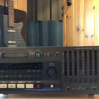 MAGNETOPHONE NUMERIQUE 8 PISTES SUR K7 HI8 SONY PCM 800