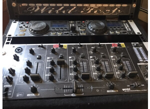 4D879191-1411-472A-88D1-545482400E2E