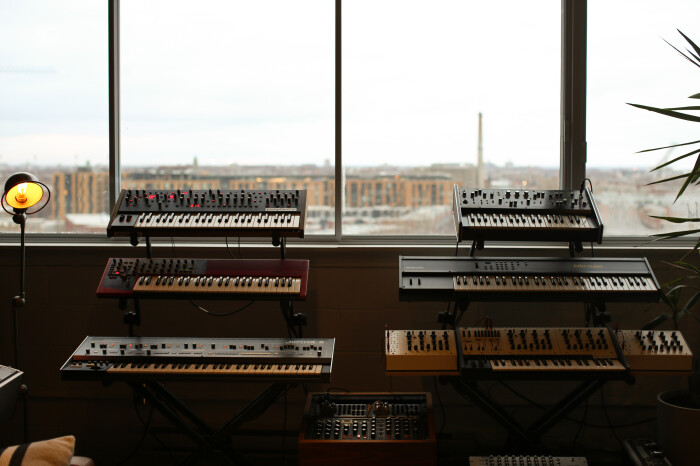 Studio_SL_Synthétiseur_Baie_Vitrée Studio_SL_Synthétiseur_Baie_Vitrée